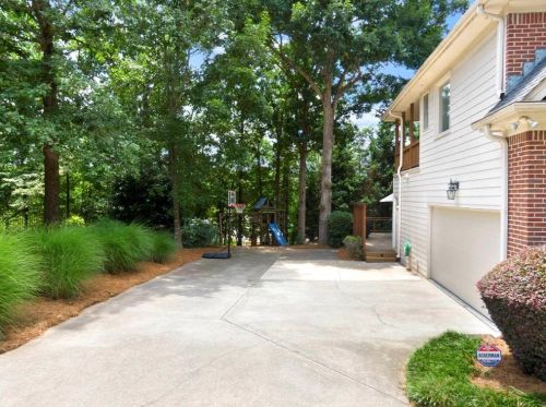 1990 Woods River Ln, Duluth, GA 30097-7964
