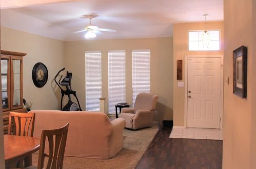 2144 Chapman Dr, Carrollton TX  75010-4156 exterior