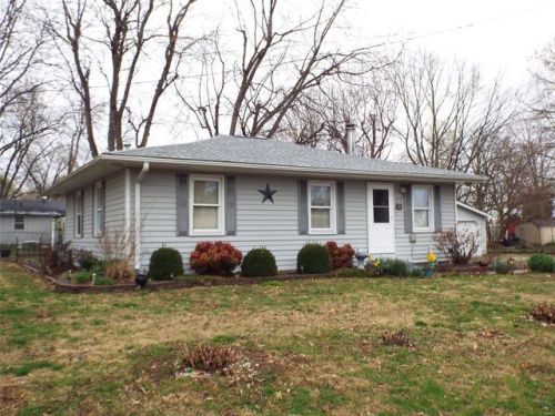 302 Kavanaugh St, Summerfield, IL