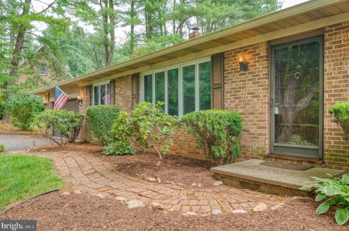 2057 Durham Rd, Fallston, MD 21047-1012