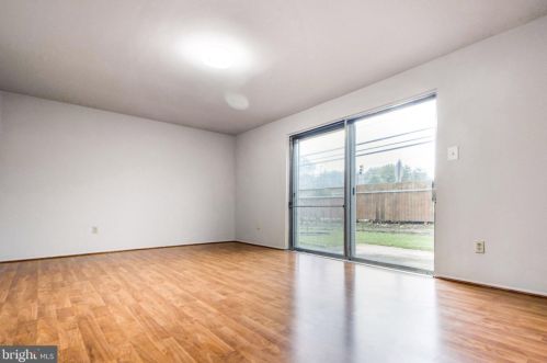 10911 Breewood Ct, Silver Spring MD 20901-1006 exterior