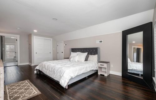 1912 Delaware Ave, Cincinnati OH  45212-3621 exterior