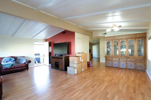 196 Chateau La Salle Dr, San Jose, CA 95111-3013