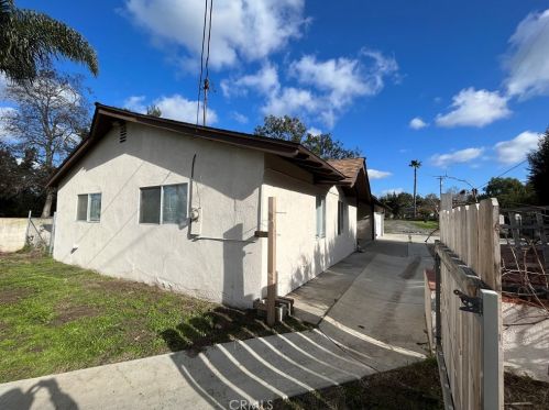 438 Smilax Rd, San Marcos, CA 92078-6105