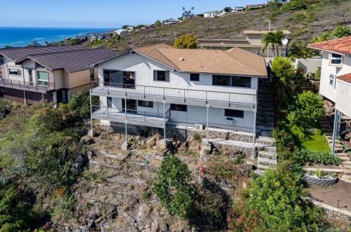 5361 Poola St, Honolulu HI  96821-1536 exterior