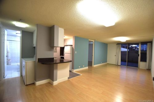 5065 Likini St, Honolulu, HI 96818-2368