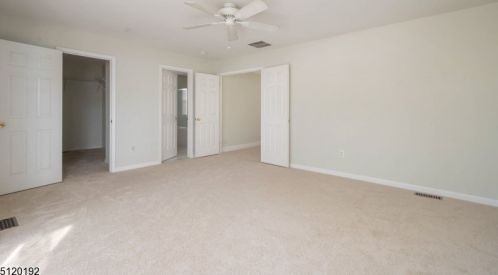 53 Saxton Dr, Hackettstown NJ  07840-1742 exterior