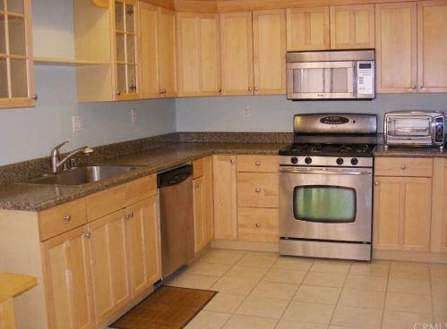 23281 Coso, San Juan Capistrano, CA 92692-1579