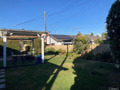 2823 Verde Ave, Anaheim, CA 92806-4440