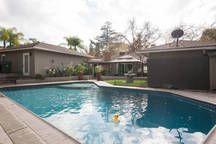 1425 Lida St, Pasadena, CA 91103-1919