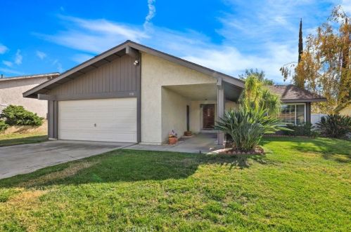958 Frontier Ave, Redlands, CA 92374-2518