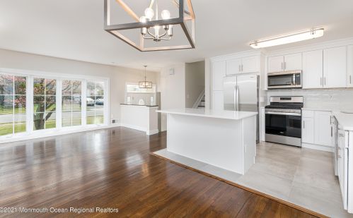 61 Western Dr, Wall Township NJ  07731-2727 exterior