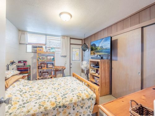 2824 Kihei Pl, Honolulu HI  96816-1310 exterior