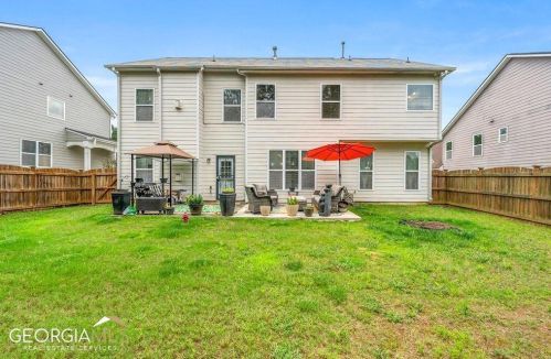 1435 Lakeboat Way, Atlanta GA  30331-8913 exterior