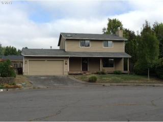 2303 4th St, Damascus, OR 97080