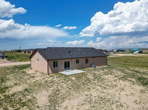 1518 Ithaca Dr, Pueblo CO  81007-2348 exterior