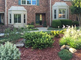 6195 Windsor Trace Dr, Norcross, GA 30092-2371