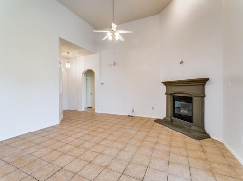 6357 Redeagle Creek Dr, Fort Worth TX  76179-4706 exterior