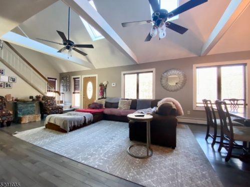 15 The Trl, Hackettstown NJ  07840-1771 exterior