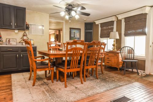 8342 Main St, Nelson IL  61021-9406 exterior