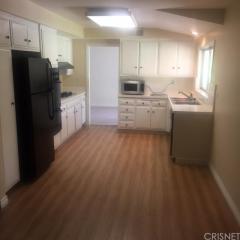 17236 Escalon Dr, Van Nuys CA  91436-4032 exterior