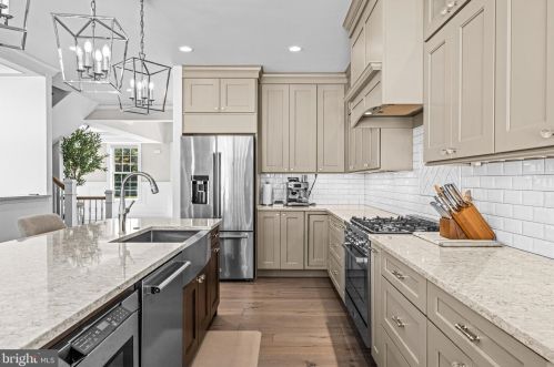 605 Warwick Rd, Tavistock NJ  08033-3926 exterior