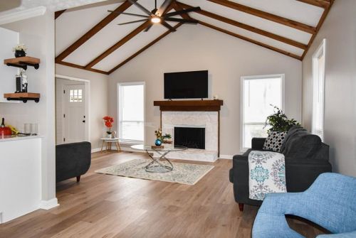 1575 Barrier Rd, Marietta, GA 30066-1875