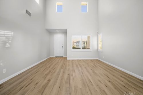 19212 Dandelion Ct, Riverside CA  92508-7104 exterior