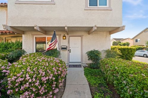 1407 Avenida Alvarado, Placentia, CA 92870-3212