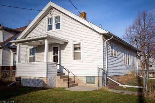 1263 Albemarle St, Saint Paul MN  55117-4421 exterior