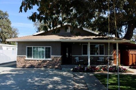 13130 Depot St, San Martin, CA 95046-9808