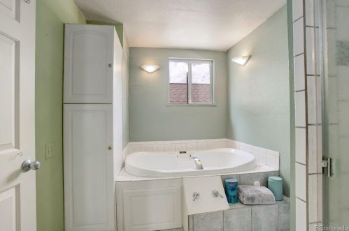 850 Kendall St, Denver CO  80214-2313 exterior