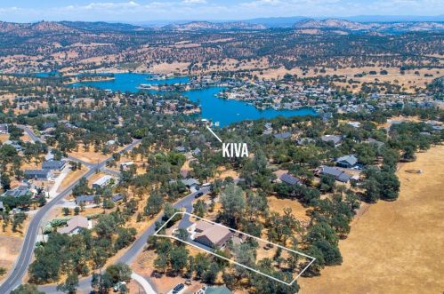 4974 Fong Dr, Copperopolis, CA 95228-9579