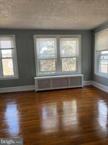 5632 12 St, Philadelphia PA 19141-4102 exterior