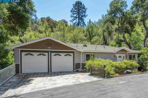 29 Crescent Dr, Orinda, CA 94563-2110