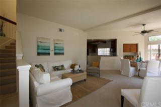 25 Willowcrest Ln, Pomona, CA 91766-6688