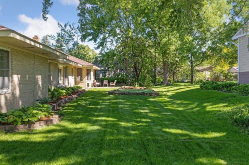 2030 Fairview Ave, Saint Paul MN  55113-5424 exterior