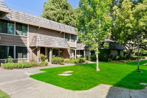 4639 Columbia River Ct, San Jose, CA 95136-2765
