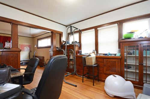 1834 Grand Ave, Saint Paul MN  55105-1403 exterior