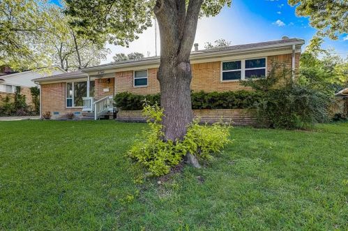 8746 Aldwick Dr, Dallas TX  75238-3420 exterior