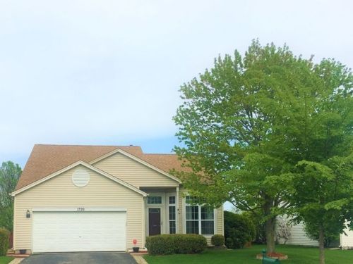 1720 Whispering Oaks Dr, Plainfield, IL 60586-6636