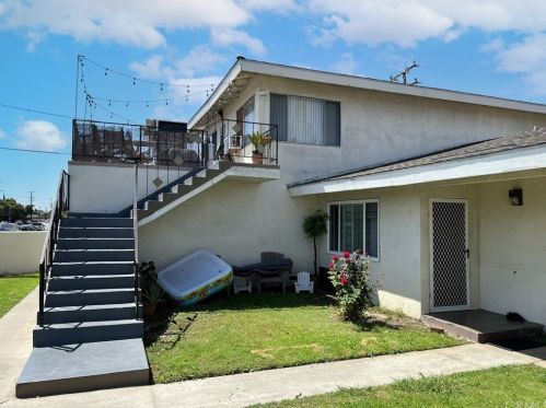 3504 Mungall Dr, Anaheim CA  92804-2968 exterior