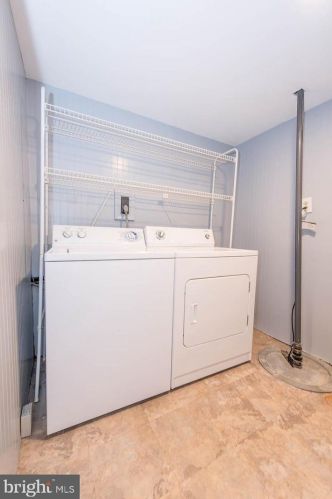 5612 Thicket Ln, Columbia MD  21044-2527 exterior