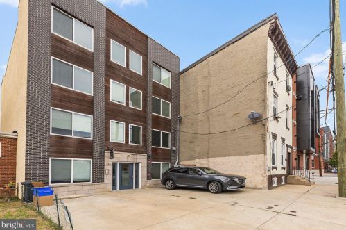 742 19th St, Philadelphia, PA 19130-2030