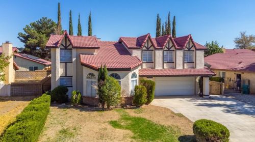 43716 Rogier St, Lancaster, CA 93535-4317