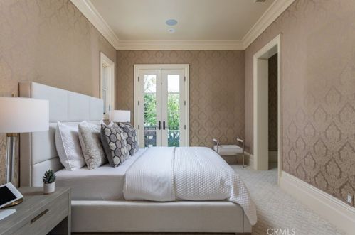 76 Golden Eagle, Irvine CA  92603-0309 exterior