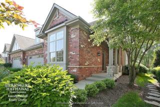 1211 Stonebriar Ct, Naperville, IL 60540-8041
