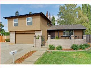 745 Dartmouth Pl, Gilroy, CA 95020-6315