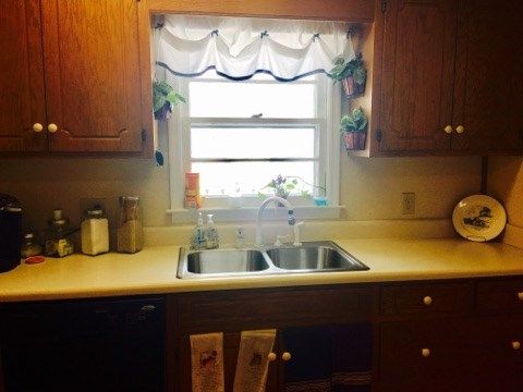304 Thurmond St, Meeting Street, SC 29824-1160
