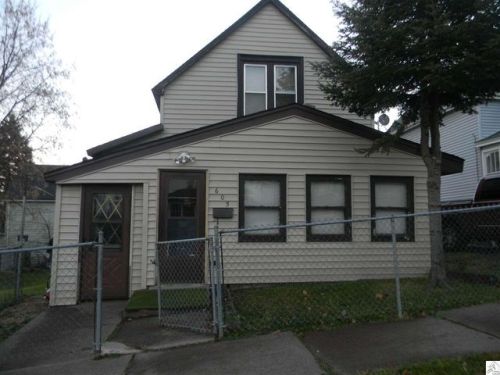 605 23rd Ave, Duluth, MN 55806-1549